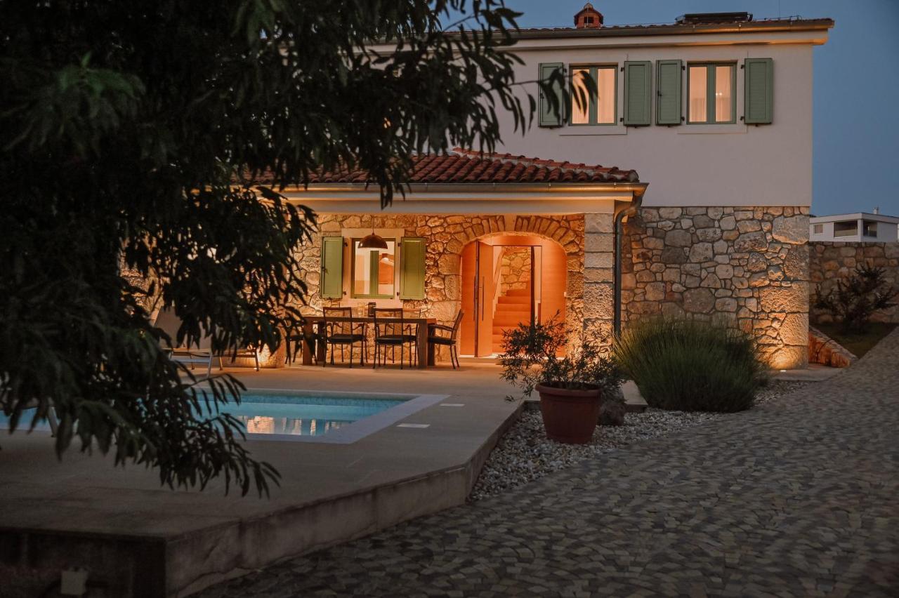 Vila Stala Малинска Экстерьер фото